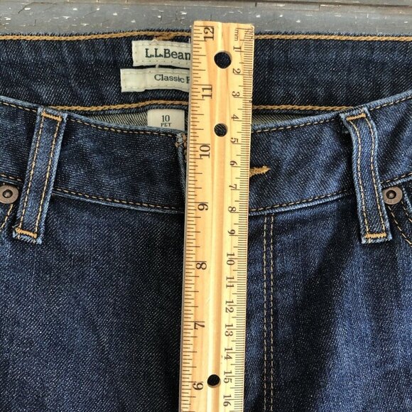 LL Bean Jeans 10P Womens Classic Fit Straight Leg Blue Mid Rise - Picture 6 of 10